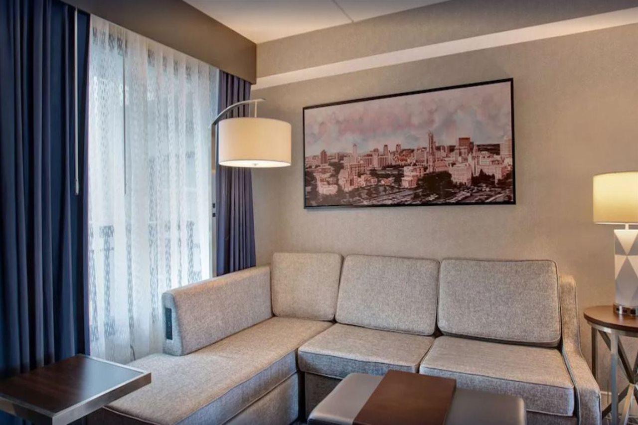 Embassy Suites Syracuse East Syracuse Buitenkant foto