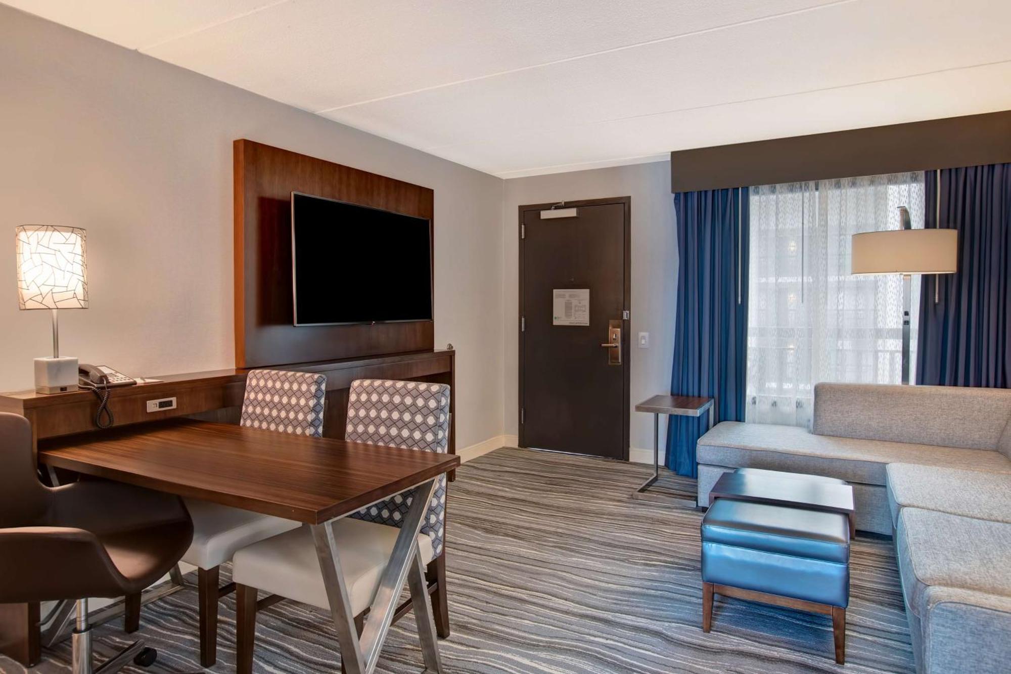 Embassy Suites Syracuse East Syracuse Buitenkant foto