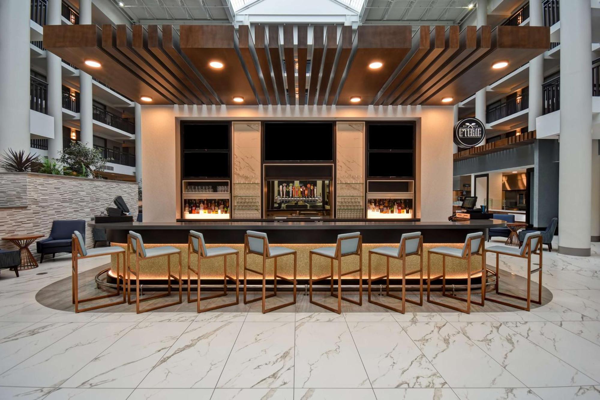 Embassy Suites Syracuse East Syracuse Buitenkant foto